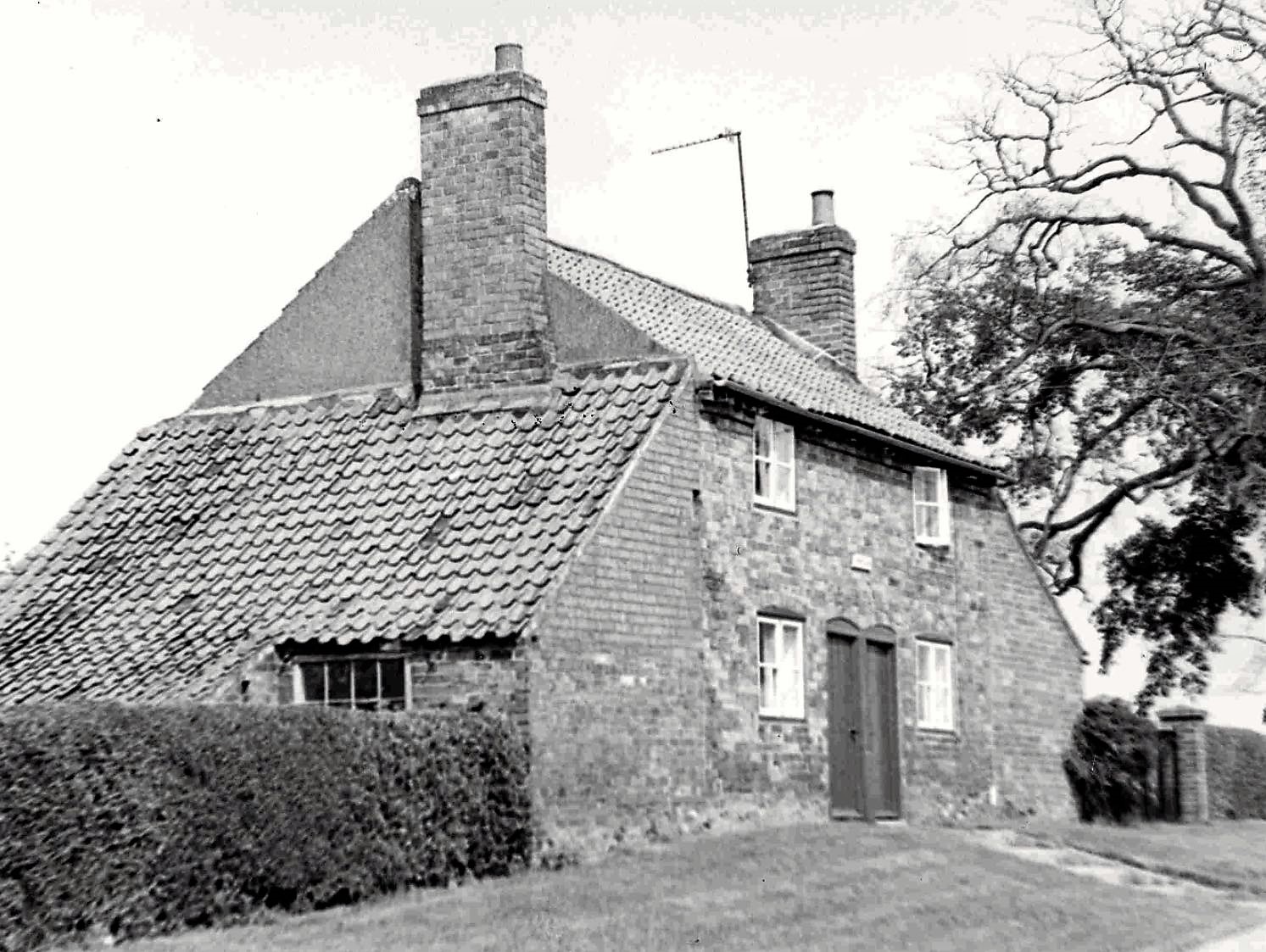 Welchman Gringley Little Lane Sunnybank c1980